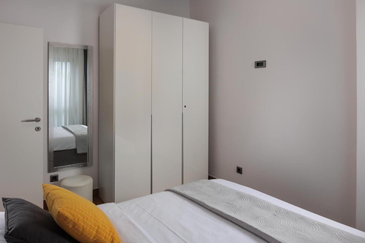 Terra 5 Deluxe Apartment On The Ground Floor With Private Parking Rijeka Extérieur photo